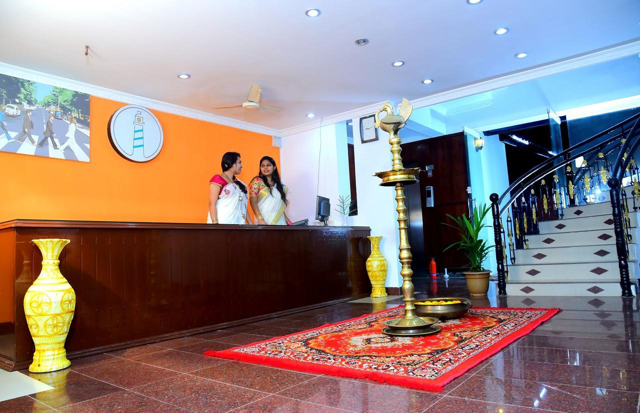 Ocean Bay Ayurvedic Beach Resort Kovalam Exterior foto
